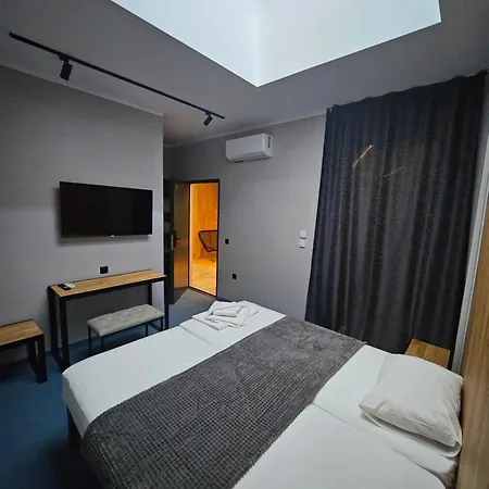 O'clock Bed & 3* Burgasz