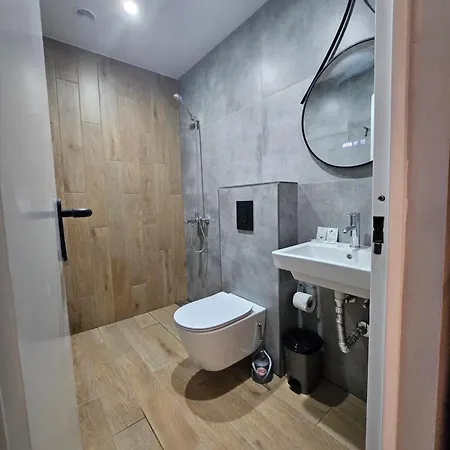 Szálloda O'clock Bed & Burgasz