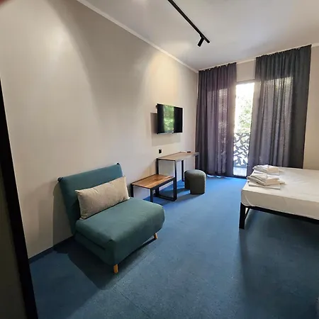 Otel O'clock Bed & 3*