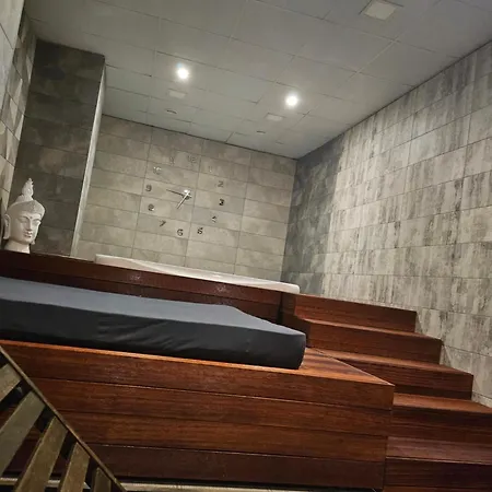 O'clock Bed & Otel 3*