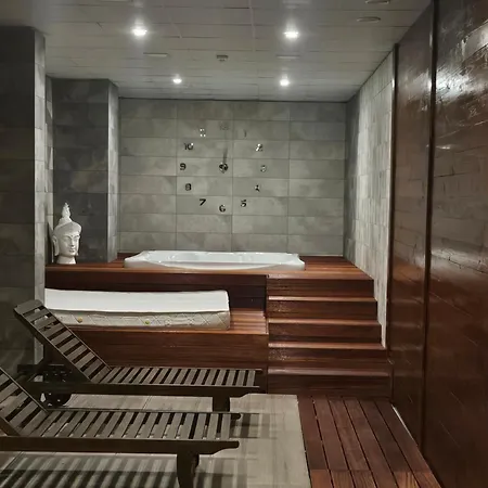 O'clock Bed & Otel 3*