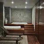 O'clock Bed & Отель 3*