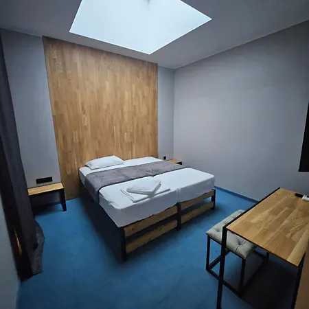 O'clock Bed & Хотел Бургас