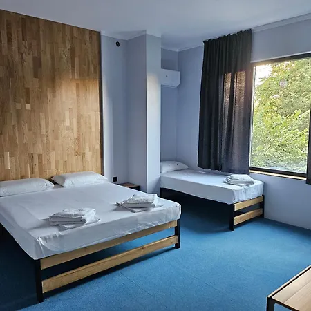 O'clock Bed & Хотел 3*