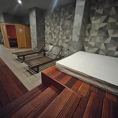 O'clock Bed & Отель 3*